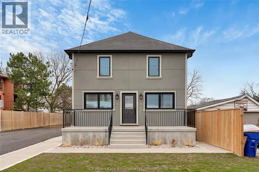 Detached at 248 PARK AVENUE East, Chatham