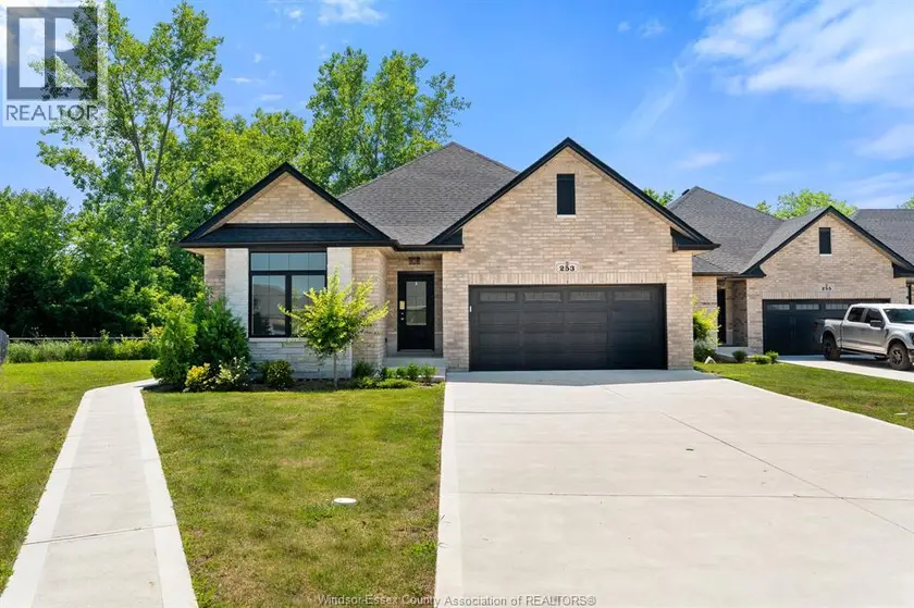 Townhouse at 253 Livingstone CRESCENT, Amherstburg
