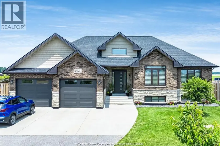 Detached at 2125 FOX RUN ROAD Unit# LOWER, Leamington