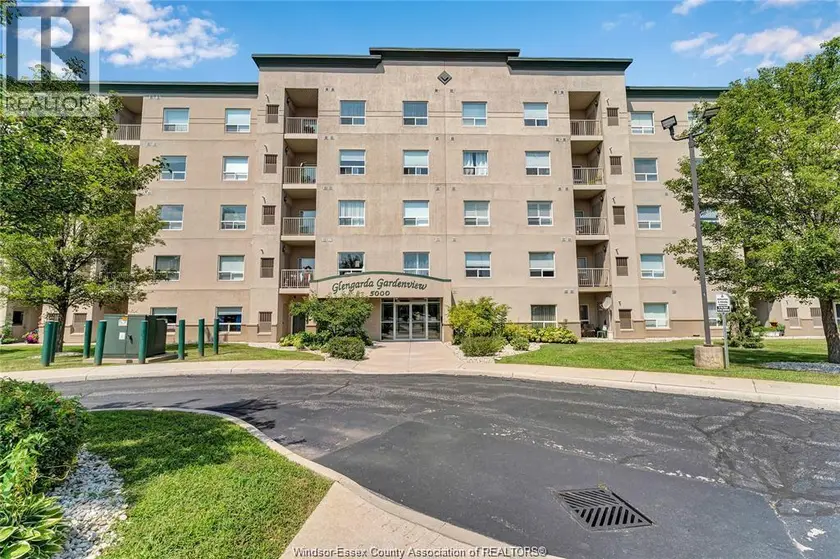 Apartment at 5000 WYANDOTTE Unit# 304, Windsor