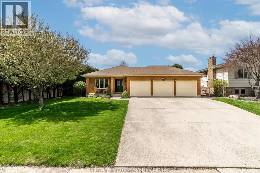 Detached at 413 Baldoon ROAD, Chatham