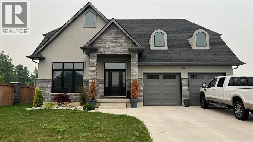 Detached at 701 NICOLINA WAY, Sarnia