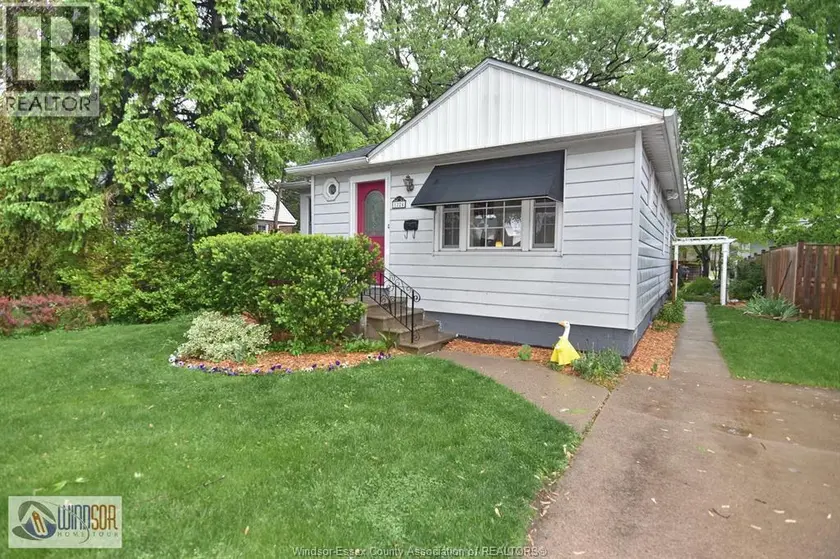 Detached at 1224 BELLE ISLE VIEW, Windsor