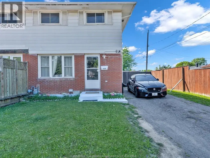 Semi-Detached/Link at 1615 CURRY, Windsor