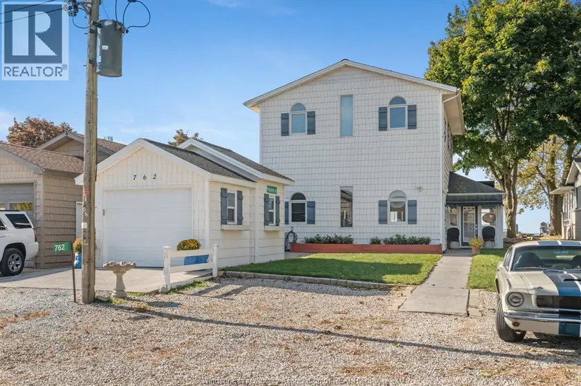 Detached at 762 POINT PELEE DRIVE, Leamington