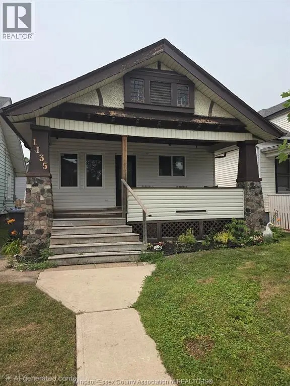 Detached at 1135 CHURCH, Windsor