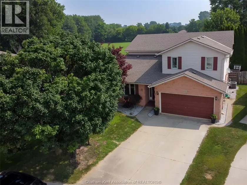 Detached at 90 NORTHERN PINE PLACE, Chatham
