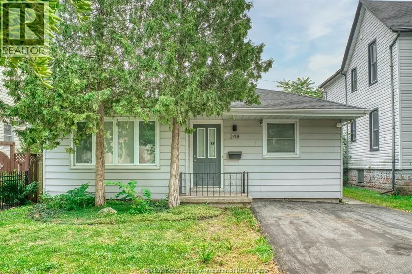 Detached at 248 MCKAY AVENUE, Windsor