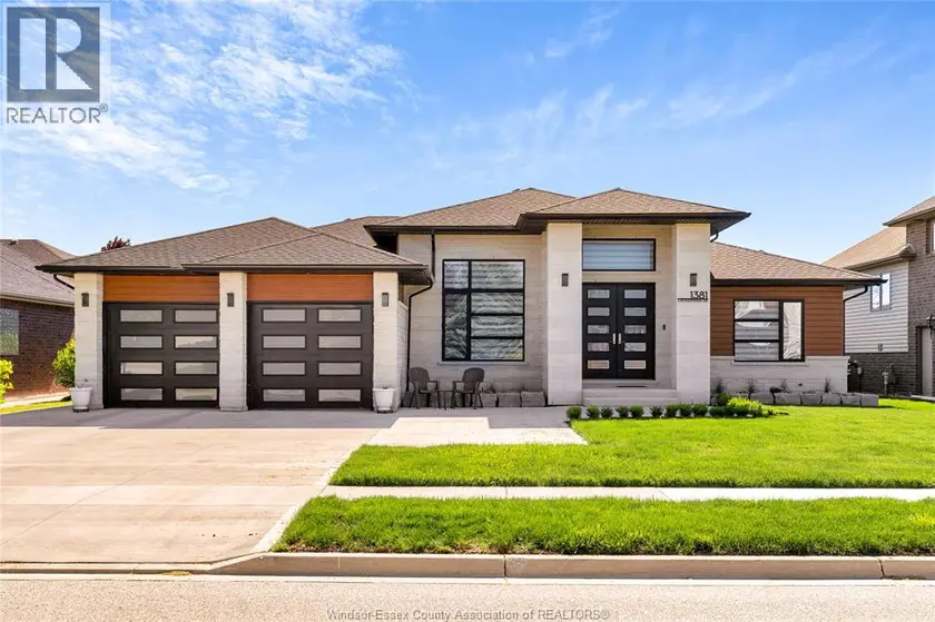 Detached at 1381 CROSSWINDS, Lakeshore