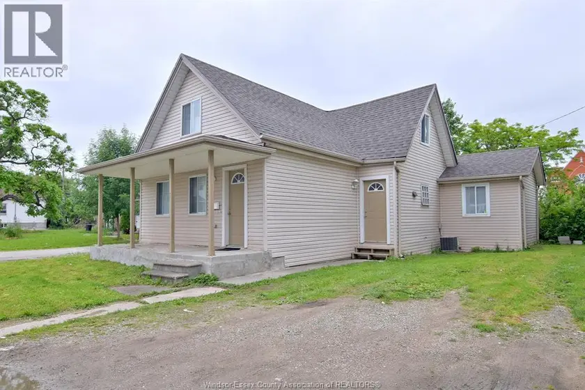 Detached at 825 BRANT, Windsor