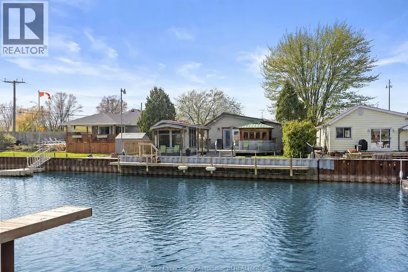Detached at 192 MILL, Lakeshore