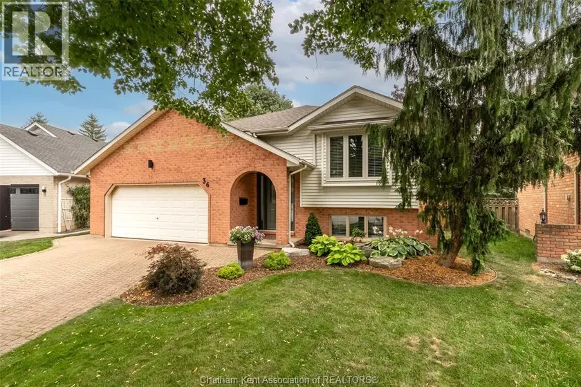 Detached at 36 Plantation PLACE, Chatham