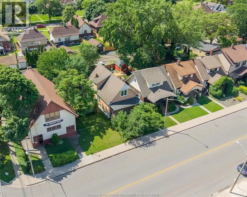 Detached at 2075 OTTAWA STREET, Windsor