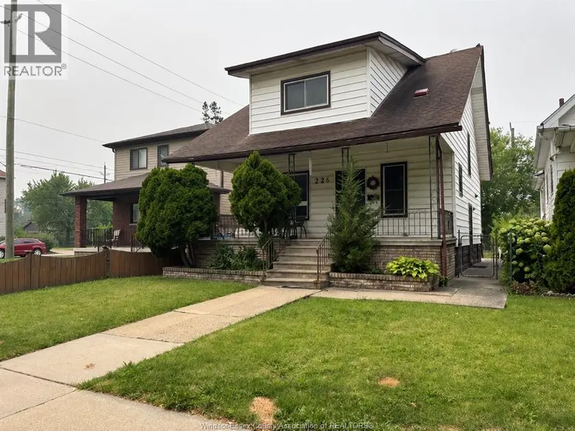 Detached at 781 PIERRE, Windsor