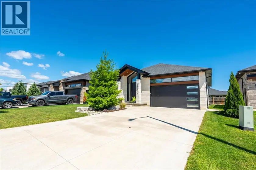Detached at 616 MEAD COURT, Sarnia