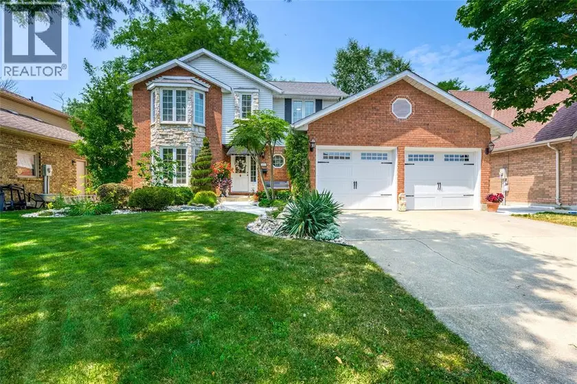 Detached at 2845 STONEY CREEK DRIVE, Sarnia