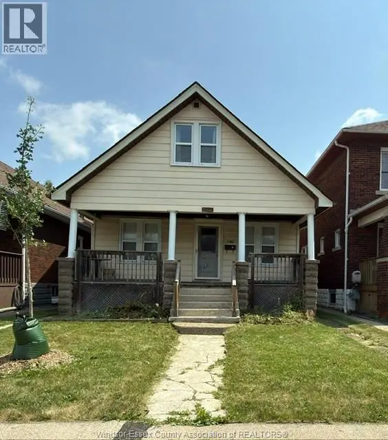 Detached at 1580 DUFFERIN, Windsor