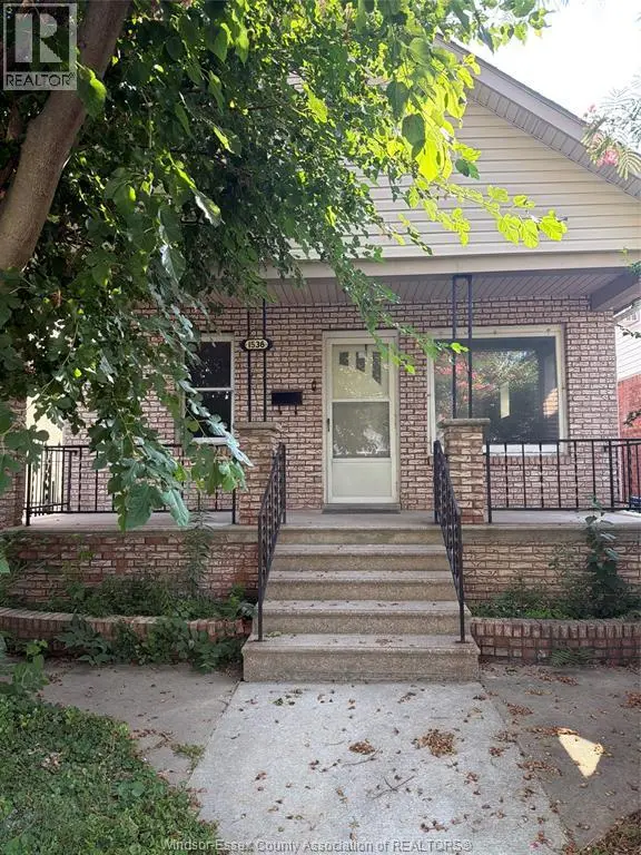 Detached at 1536 MARENTETTE AVENUE, Windsor