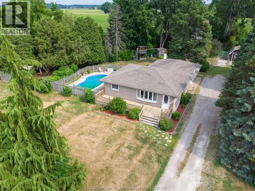 Detached at 12129 Base LINE, Thamesville