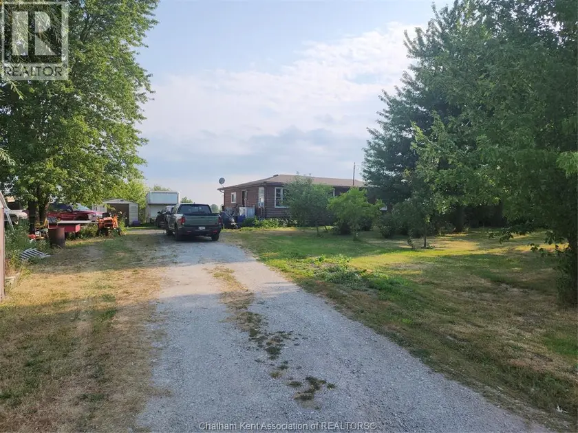 Detached at 457 Smith LINE, Sombra