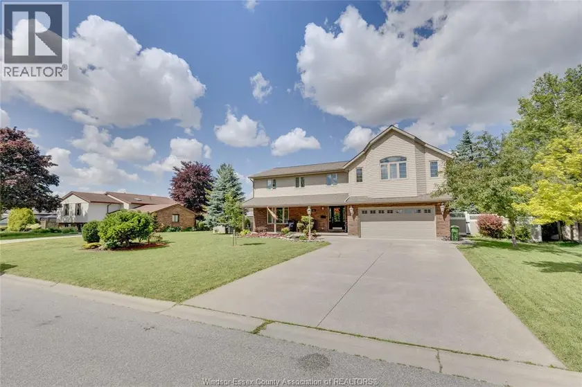 Detached at 503 REGENT, St. Clair Beach