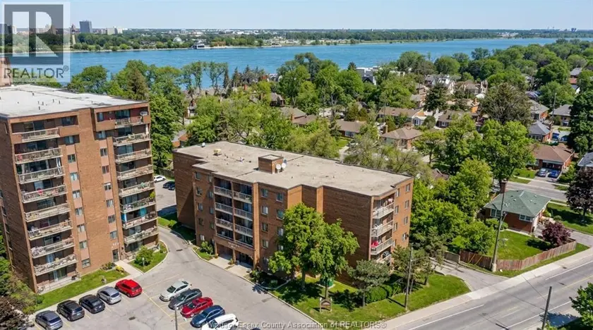 Apartment at 3950 WYANDOTTE STREET Unit# 105, Windsor