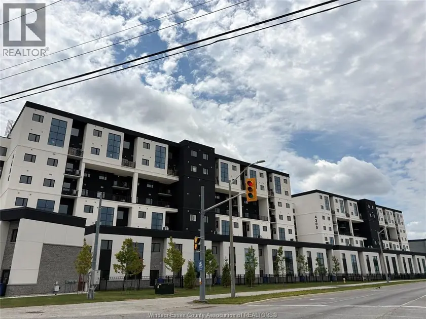 Townhouse at 4300 LAURIER PARKWAY Unit# 618, LaSalle
