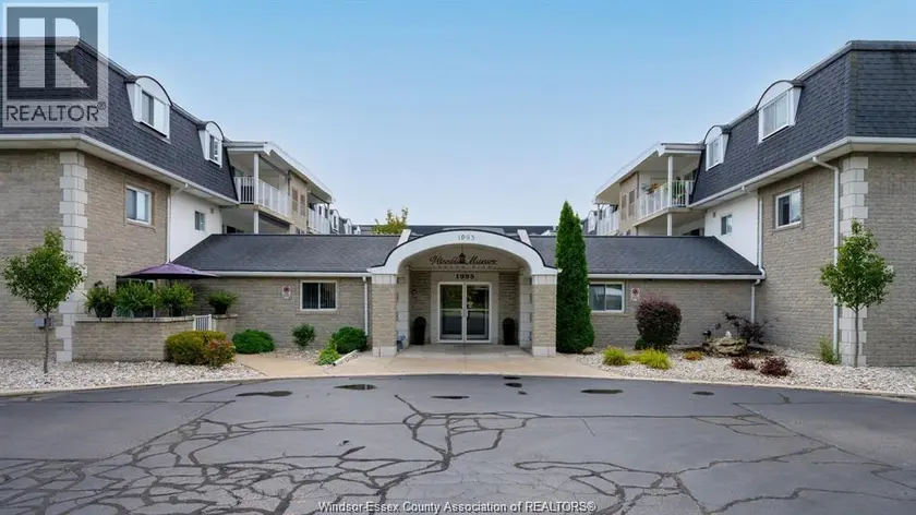 Apartment at 1995 NORMANDY Unit# 301, LaSalle