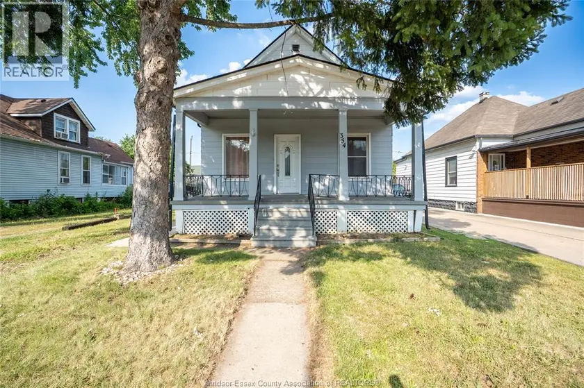 Detached at 354 CURRY AVENUE, Windsor