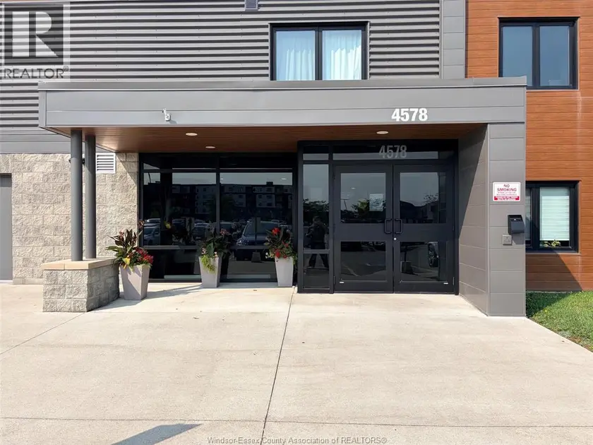 Apartment at 4578 HURON CHURCH LINE Unit# 104, LaSalle