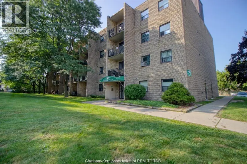 Apartment at 130 Park AVENUE East Unit# 404, Chatham