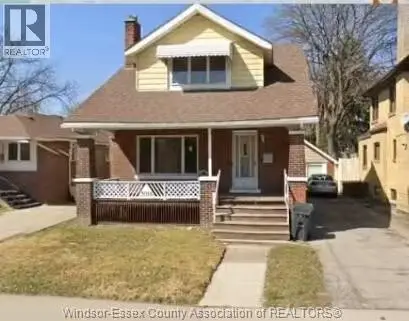 Detached at 3016 PETER, Windsor