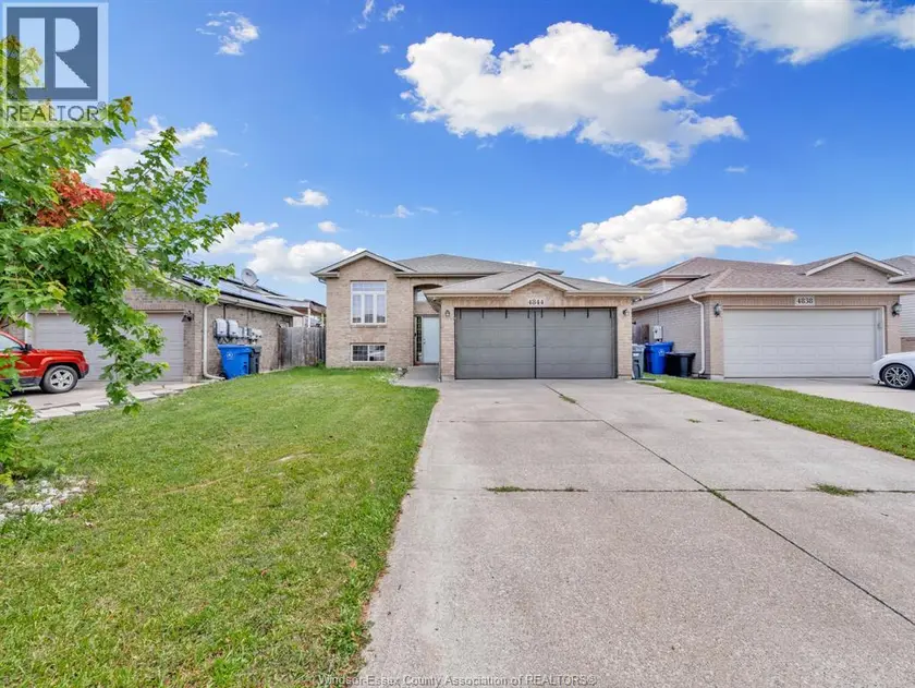 Detached at 4844 WHITEFISH CRESCENT, Windsor