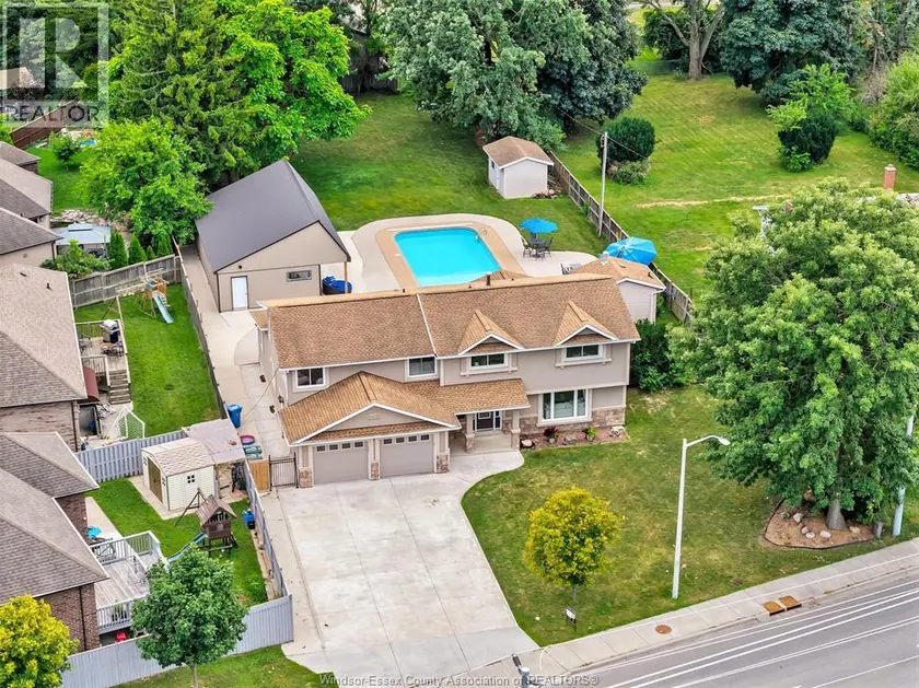 Detached at 845 CABANA ROAD East, Windsor