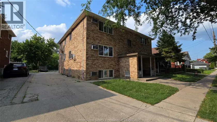 Detached at 3254 MILLEN STREET Unit# 5, Windsor