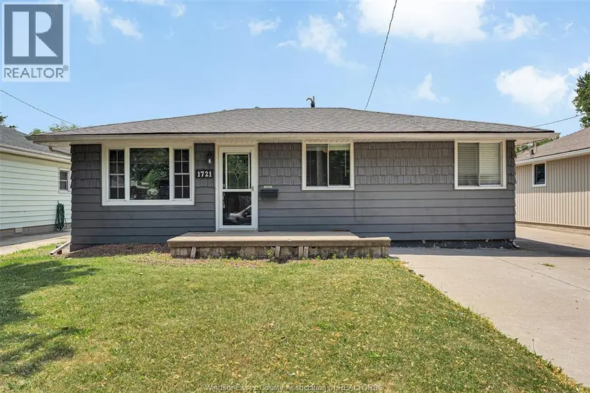 Detached at 1721 Glendale, Windsor