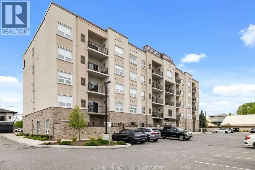 Apartment at 1740 SPRUCEWOOD Unit# 203, LaSalle
