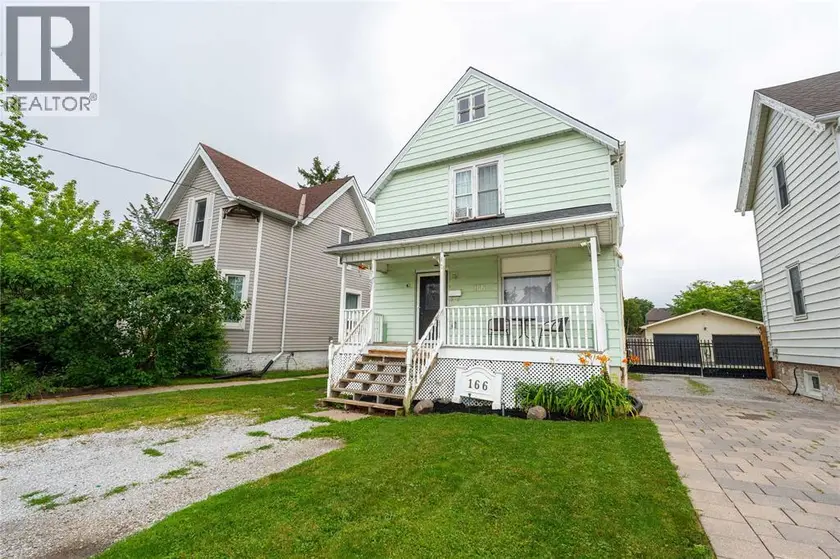 Detached at 166 JOHN STREET, Sarnia