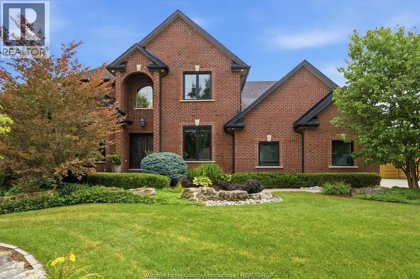 Detached at 3460 HUNTINGTON AVENUE, Windsor