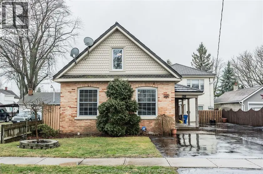 Semi-Detached/Link at 26 Kendall STREET, Chatham
