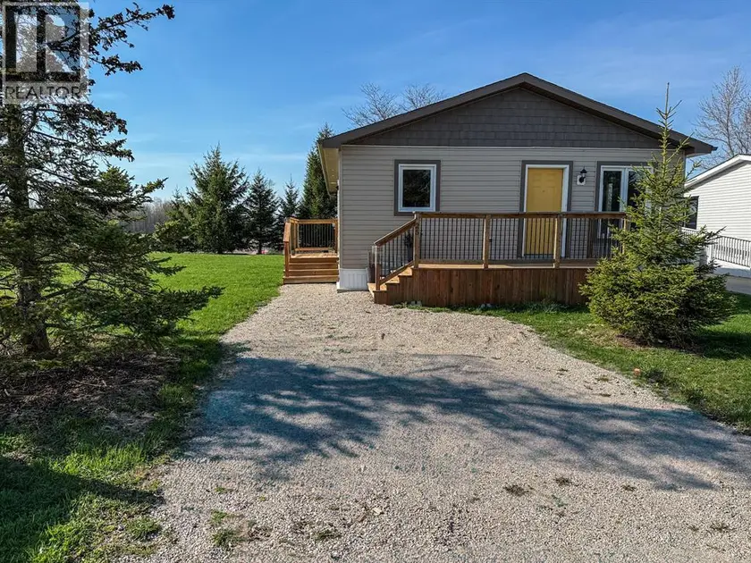 Detached at 2761 OIL HERITAGE ROAD Unit# 25, Oil Springs
