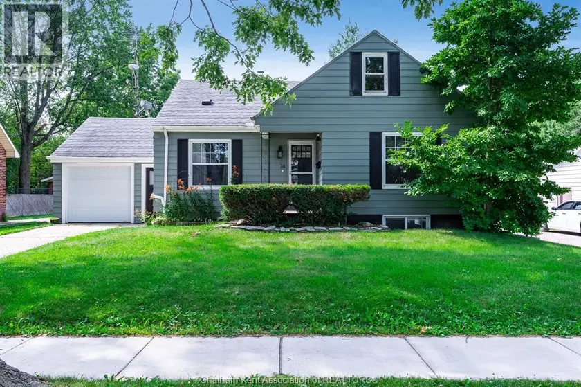 Detached at 74 MARLBOROUGH STREET East, Leamington