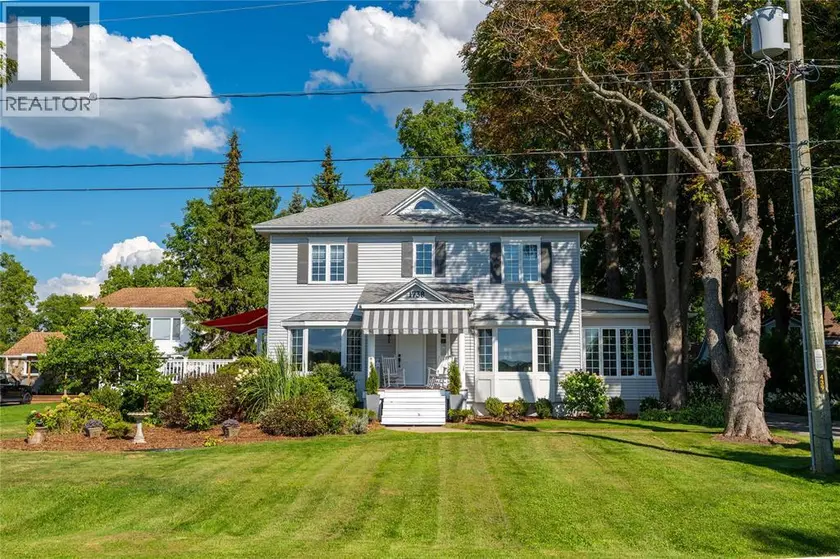 Detached at 1738 ST CLAIR PARKWAY South, St Clair
