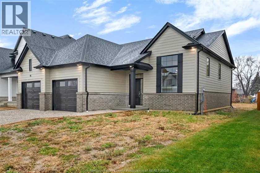 Detached at 52 BELLEVIEW DRIVE, Kingsville