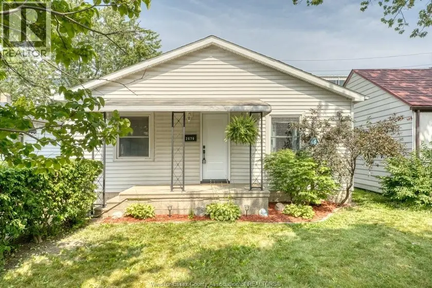 Detached at 2670 Meldrum, Windsor