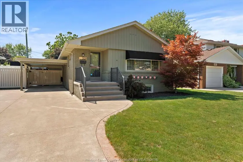 Detached at 321 Betty DRIVE, Windsor