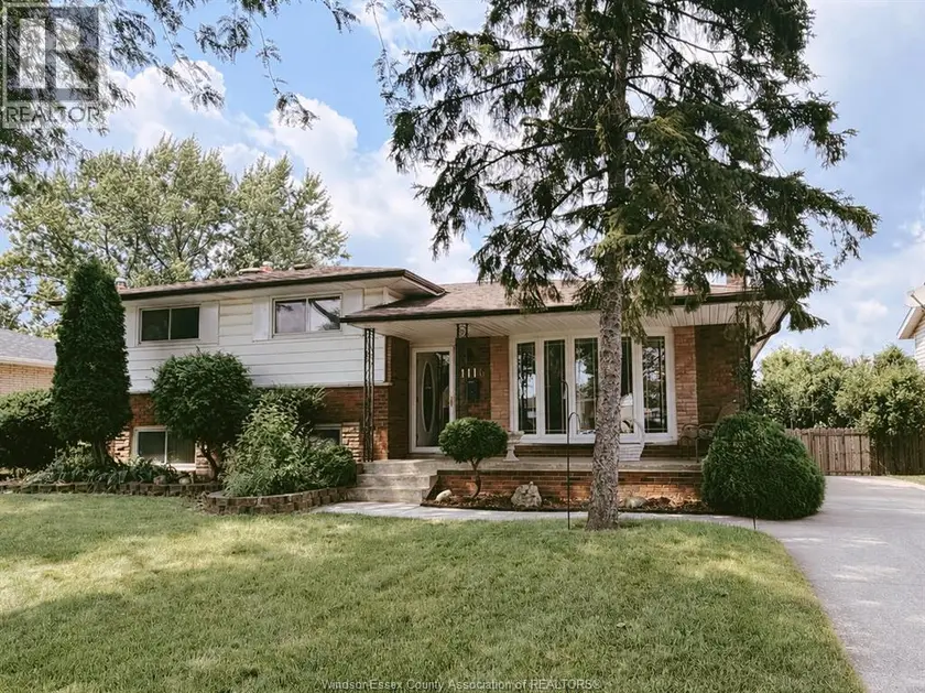 Detached at 1116 SUMACH CRESCENT, Windsor