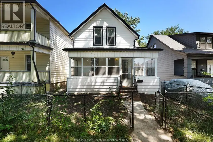 Detached at 1022 HICKORY ROAD, Windsor