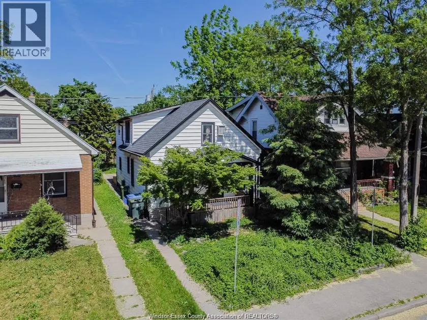 Detached at 1630 MARENTETTE, Windsor