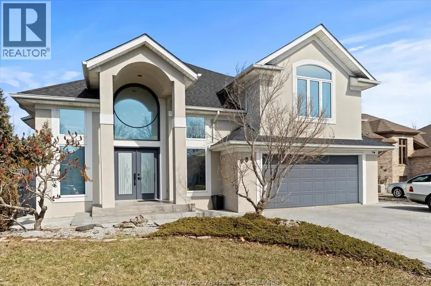 Detached at 938 NOVA, Windsor